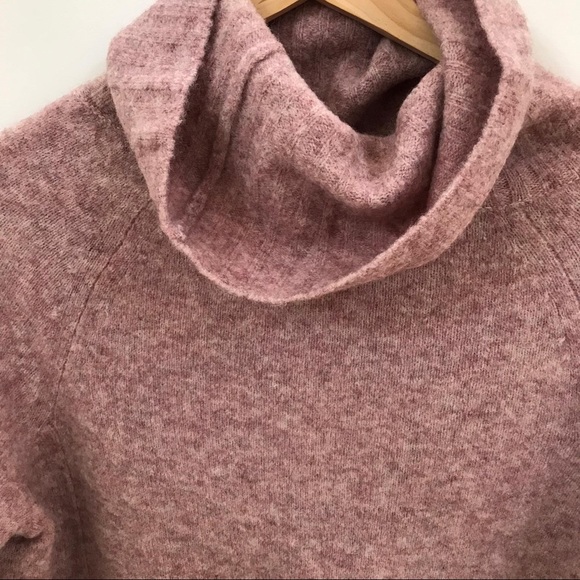 Babaton Sweater - Picture 2 of 4